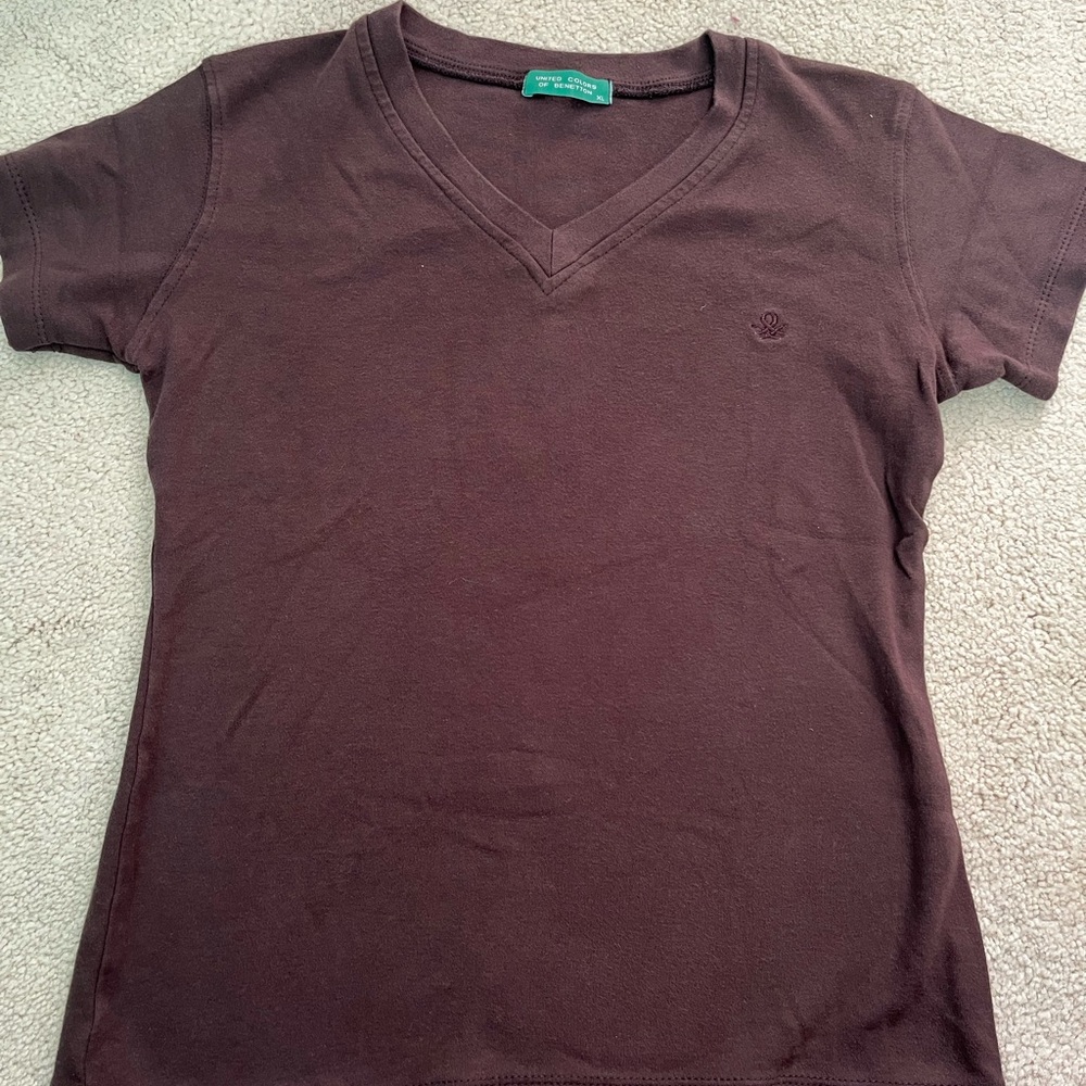 United Colors Of Benetton V-Neck Brown Tee